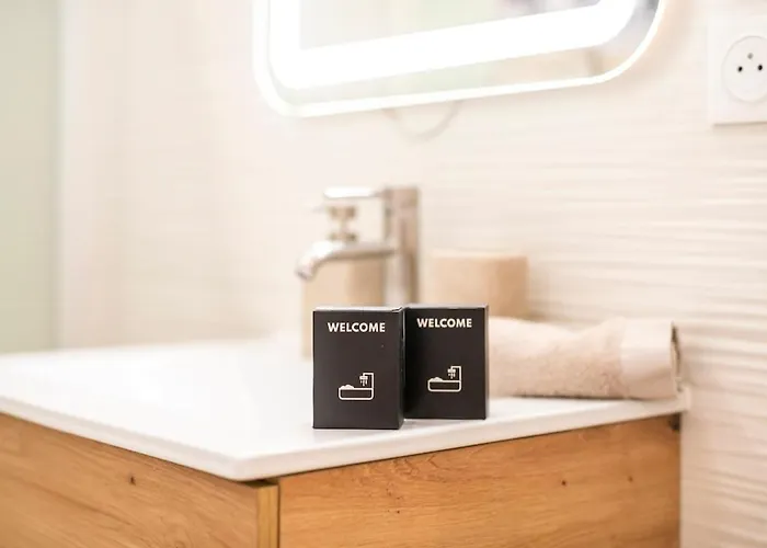 Esprit Boheme - Elegant & Pres Du Palais Lägenhet *